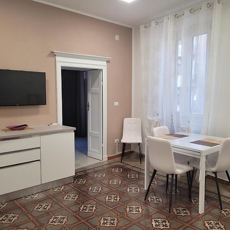 Domo Azuni Apartamento Sássari Exterior foto